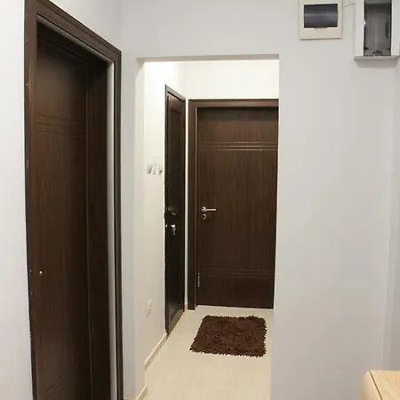 Lazur Romato بورغاس